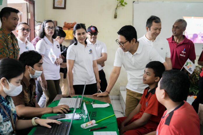 Cek kesehatan gratis sekolah