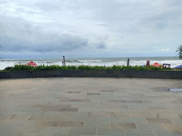 Plang Pantai Kuta