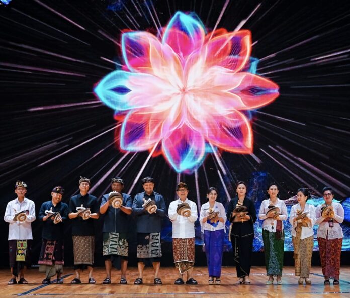 Anom Gumanti Bulan bahasa Bali