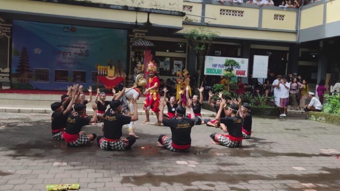 SMP PGRI 2 Denpasar (Grisda)