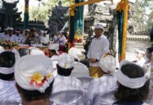 Pujawali Majelihan di Pura Luhur Bhujangga Waisnawa Batu Bolong Bhujangga Waisnawa