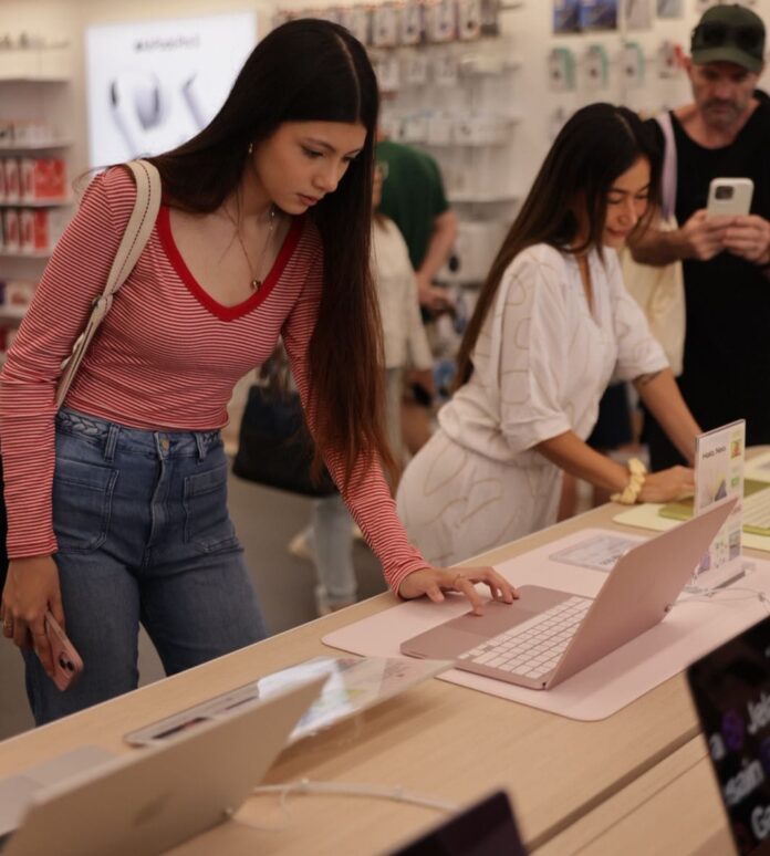 MacBook Neo