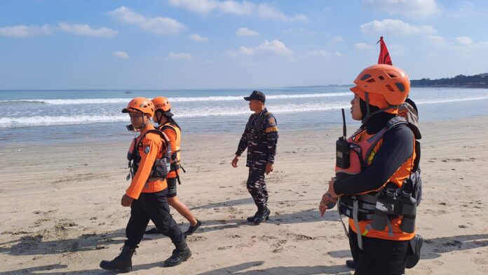 Bocah hanyut Kuta