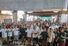 Pasar Murah Banjar Penyarikan Tuai Pujian Bupati Badung, Dinilai Jadi Model Pengendalian Inflasi Berbasis Kearifan Lokal Pasar murah