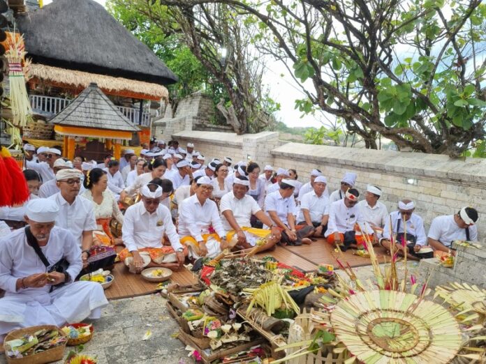 Pura Luhur Uluwatu