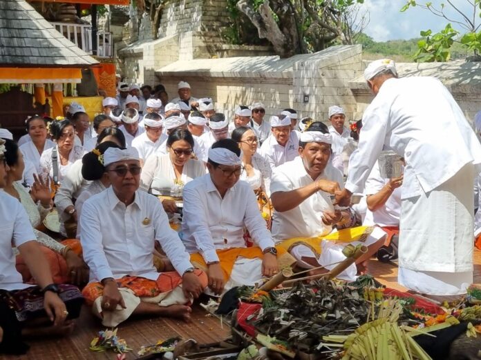 Pura Luhur Uluwatu