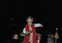 Di Tengah Gemerlap Pariwisata, Regenerasi Seniman Kuta Tetap Terjaga Seniman Kuta