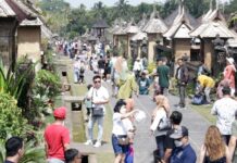 Undiksha Kembangkan Teknologi AR untuk Perkuat Wisata Edukasi Berkelanjutan di Desa Penglipuran Penglipuran