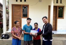 Serangkaian Perayaan HUT ke-6, Bali Bercerita Serahkan Beasiswa Beasiswa
