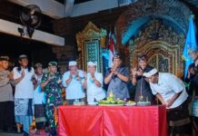 Hadiri HUT Emas ST Mandala Kerthi dan Banjar Pering Kuta, Ketua DPRD Badung Ajak Generasi Muda Jaga Adat dan Gotong Royong Anom Gumanti