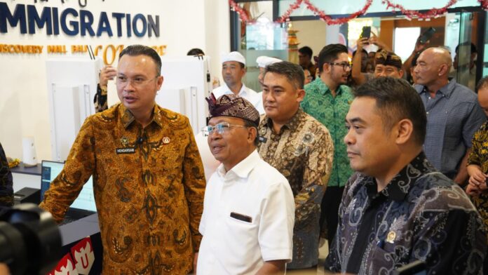 Immigration Lounge
