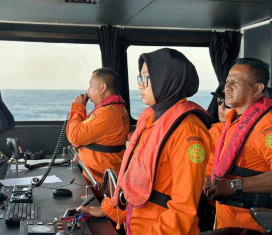 Hari Ketiga, Tiga Kru Speed Boat di Manta Point Belum Ditemukan Manta Point