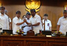 Jawaban Pemerintah atas Pandangan Fraksi DPRD, Bupati Badung Optimistis Target Pajak Tercapai Target pajak