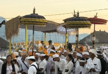 Ribuan Umat Tangkil pada Puncak Karya Agung di Pura Hulundanu Batur, Di-puput 14 Sulinggih Pura Hulundanu Batur