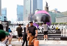 Helm Raksasa Hadir di Bundaran HI, Semarakkan Road to MotoGP Mandalika 2026 Helm raksasa