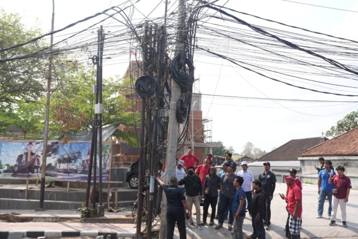 Relokasi kabel