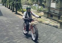 BBM Sulit Didapat, Pegawai Pemkab Badung Rela Gowes 90 Menit demi Tetap Bekerja BBM