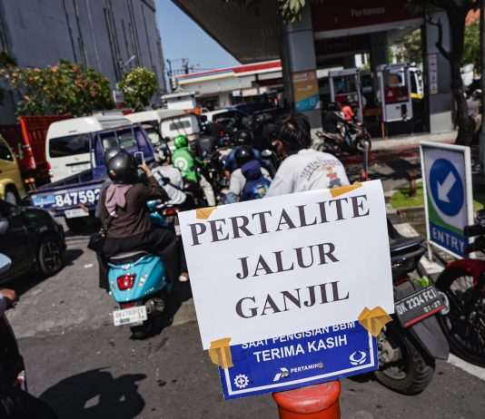 Hari Pertama Ganjil Genap, Antrean BBM di Bali Mulai Melandai Antrean BBM