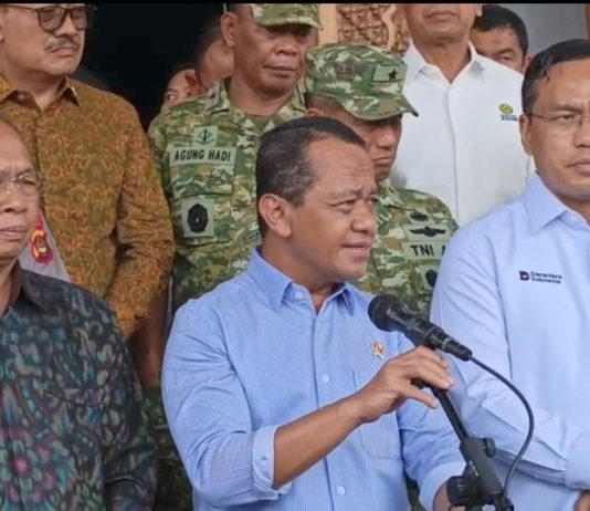Bahlil Tegaskan Krisis BBM di Bali Akibat Keterlambatan Distribusi Bahlil BBM di Bali