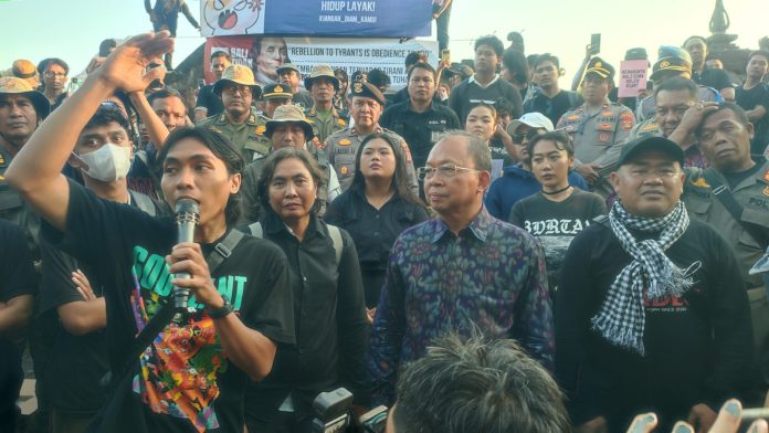 Upah buruh di Bali