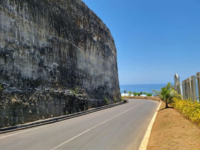 Pantai Melasti